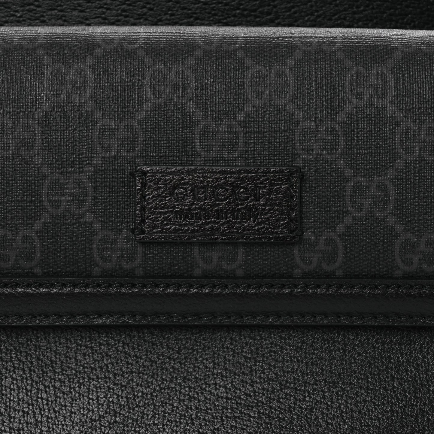 GG Supreme Monogram Small Crossbody Bag Black