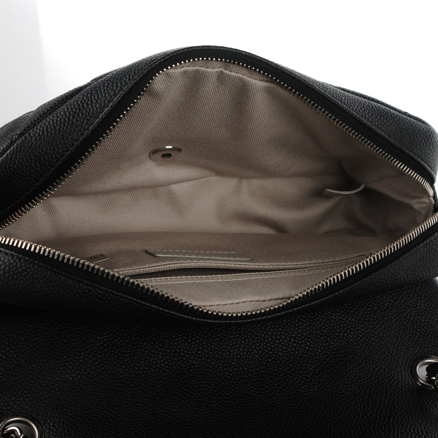 Caviar Quilted Medium Easy Flap Black