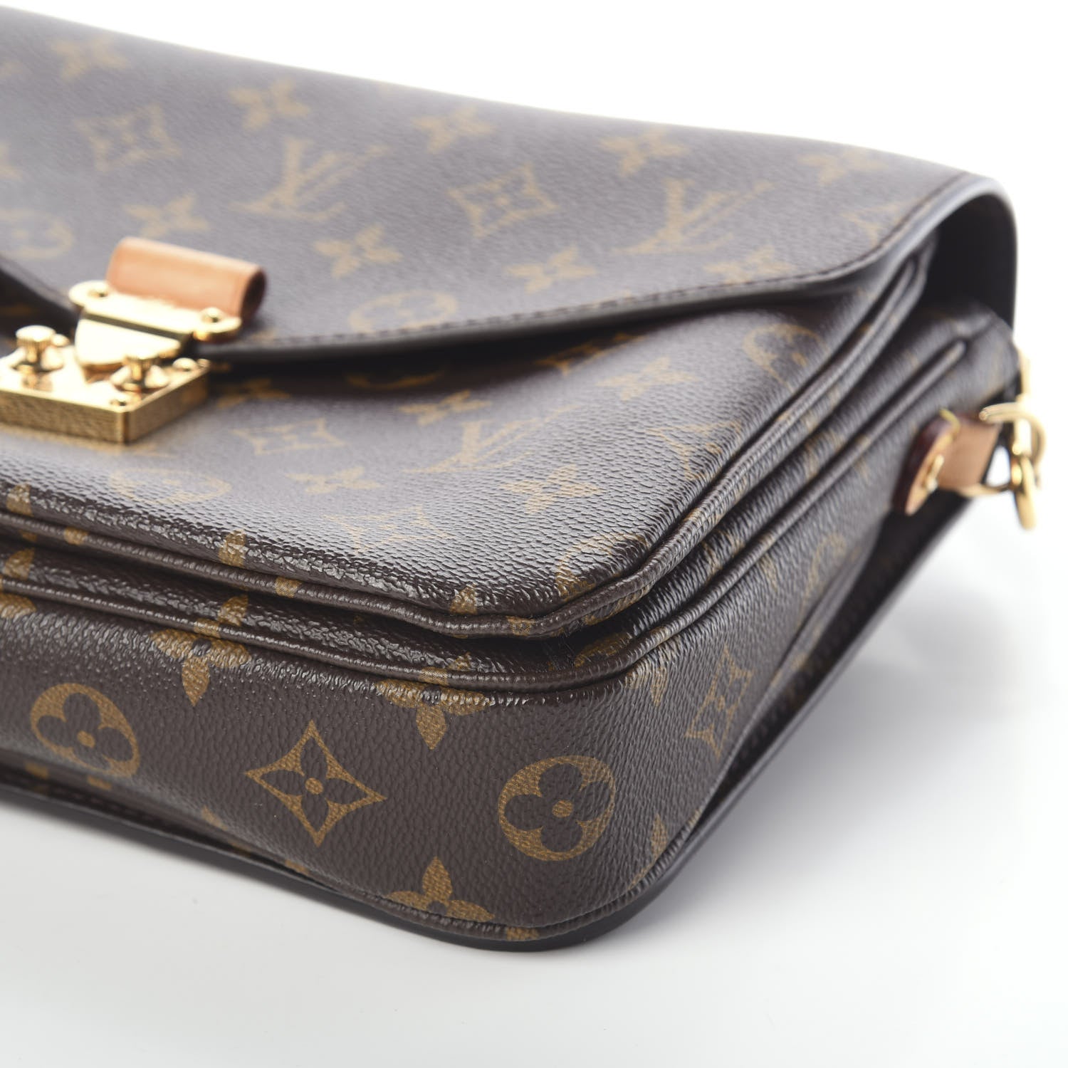 Louis Vuitton Monogram Pochette Metis 9 of 9