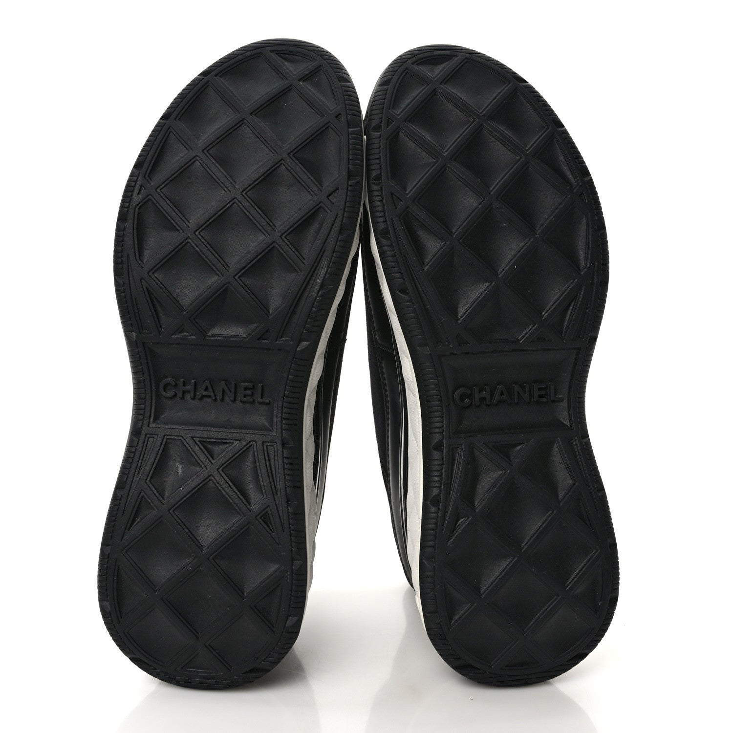 Chanel Velvet Calfskin Mixed Fibers CC Sneakers 37 Black 7 of 10