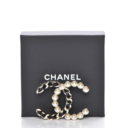 Chanel Calfskin Pearl CC Chain Brooch Black Gold 5 of 5