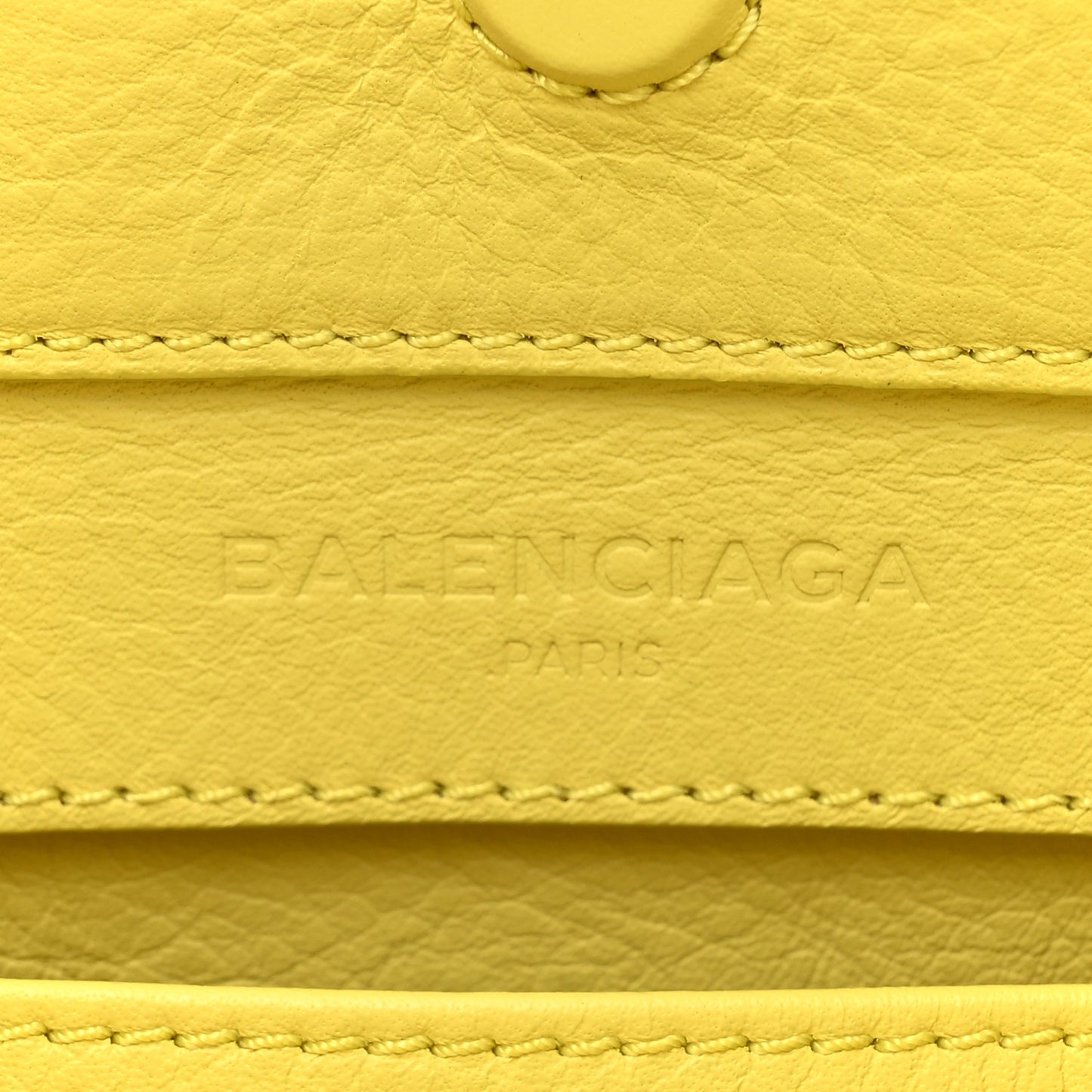 Calfskin Papier Mini A4 Jaune Poussin