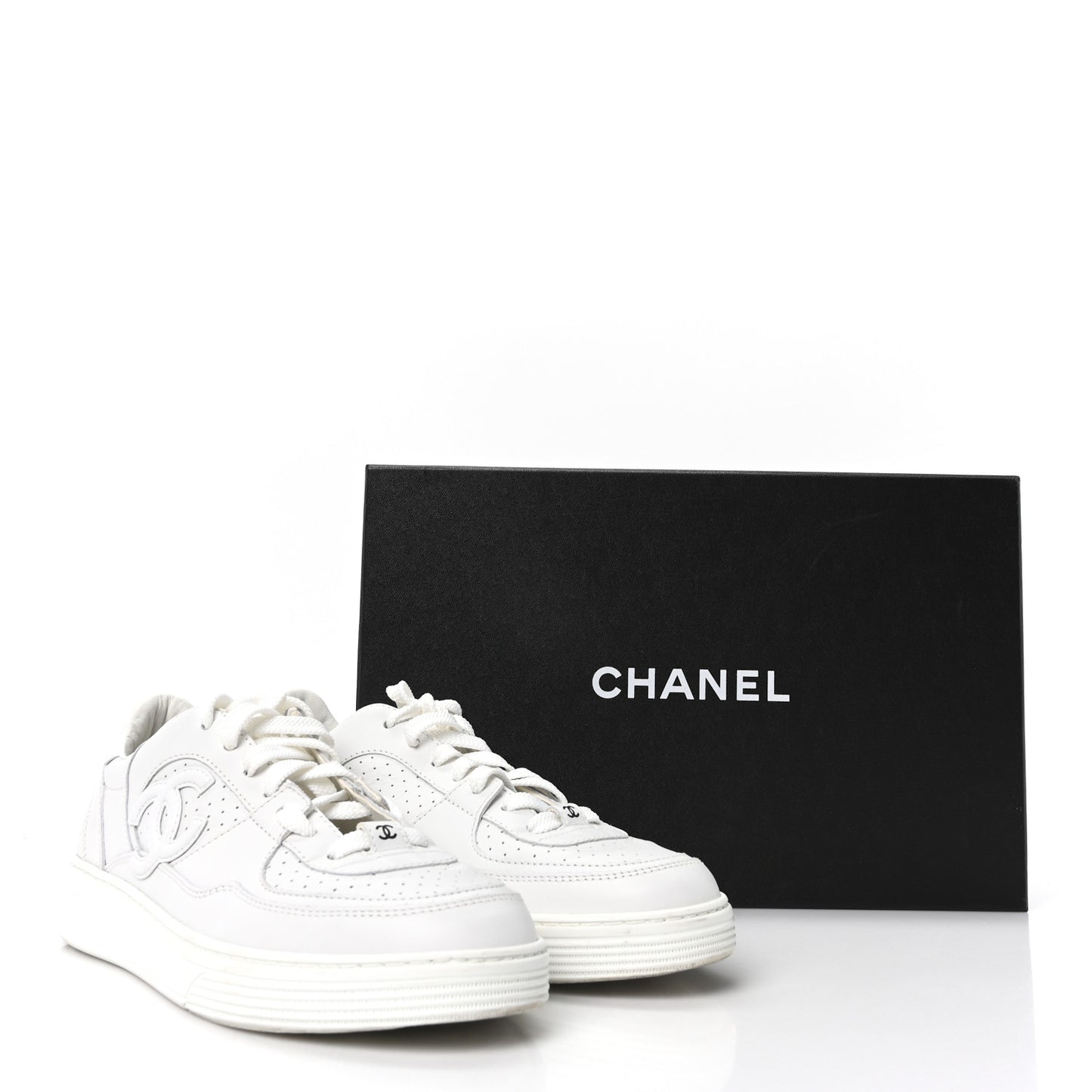 Calfskin CC Womens Sneakers 38 White