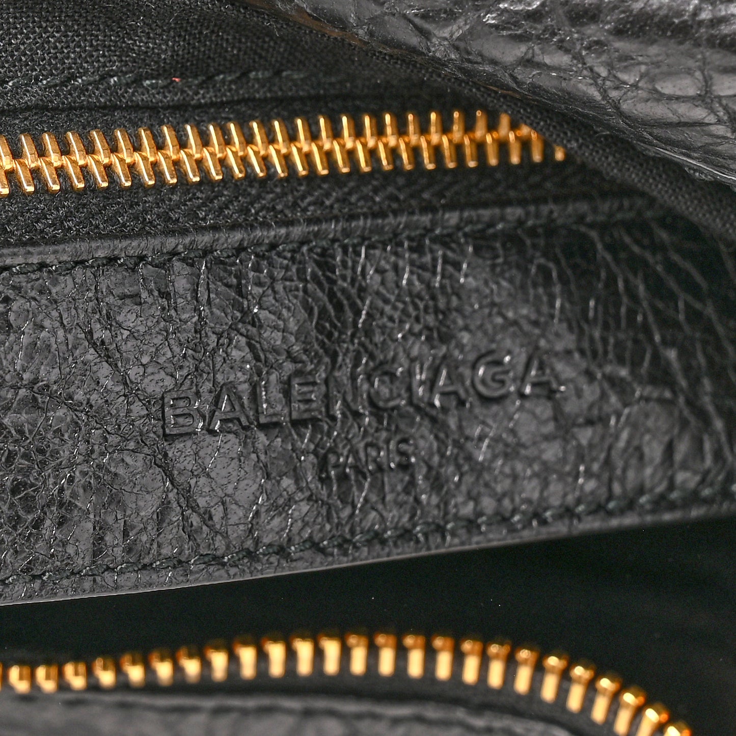 Agneau Giant 12 Gold Hardware Zip Traveler Backpack Black