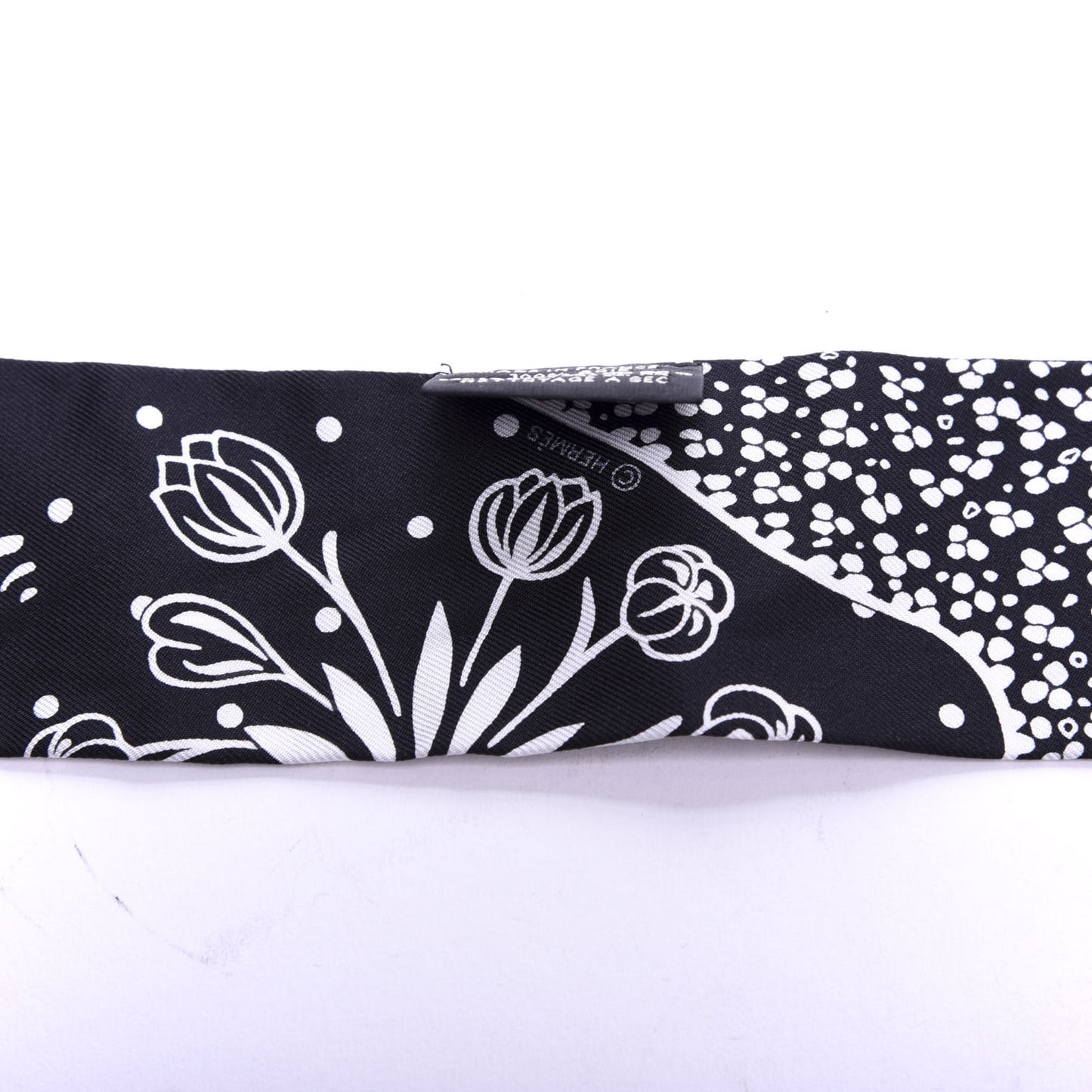 Silk Les Leopards Twilly Black White