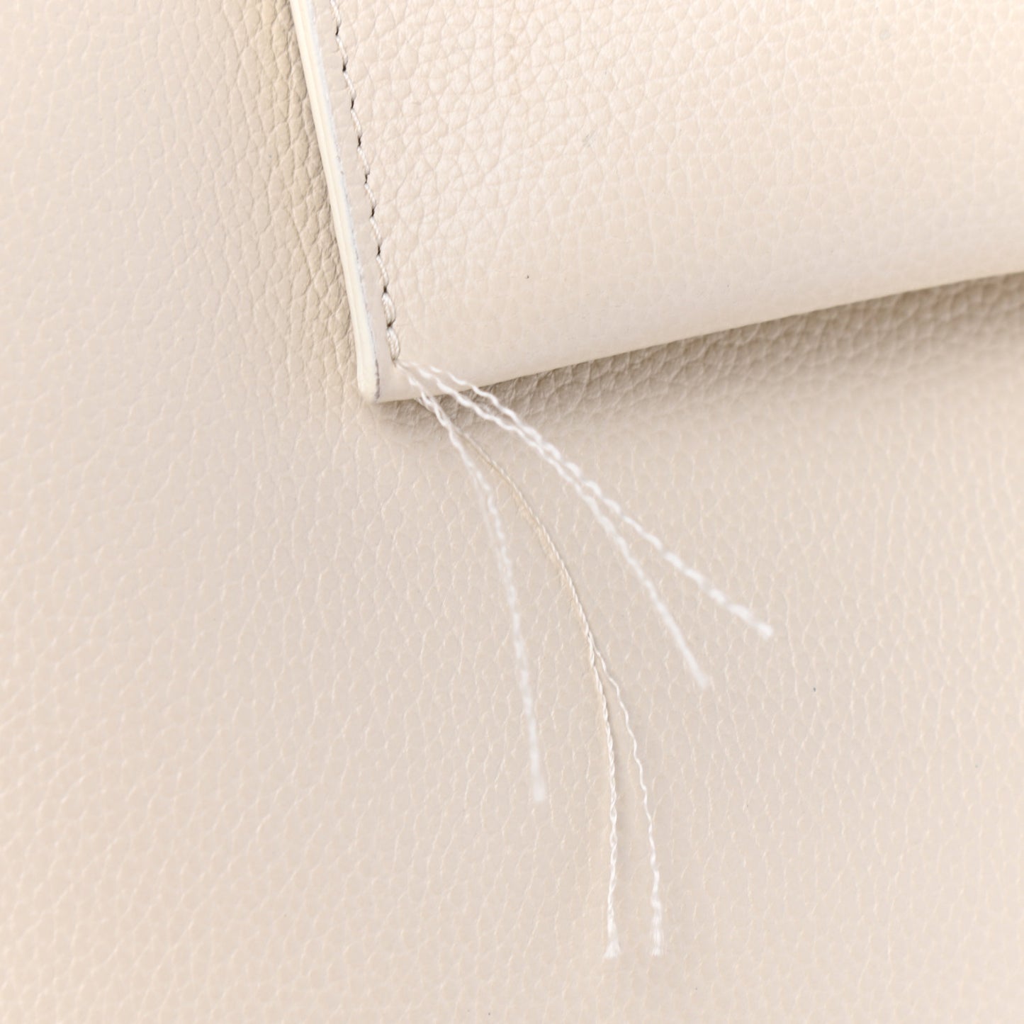 Pebbled Calfskin Small Hobo Creme