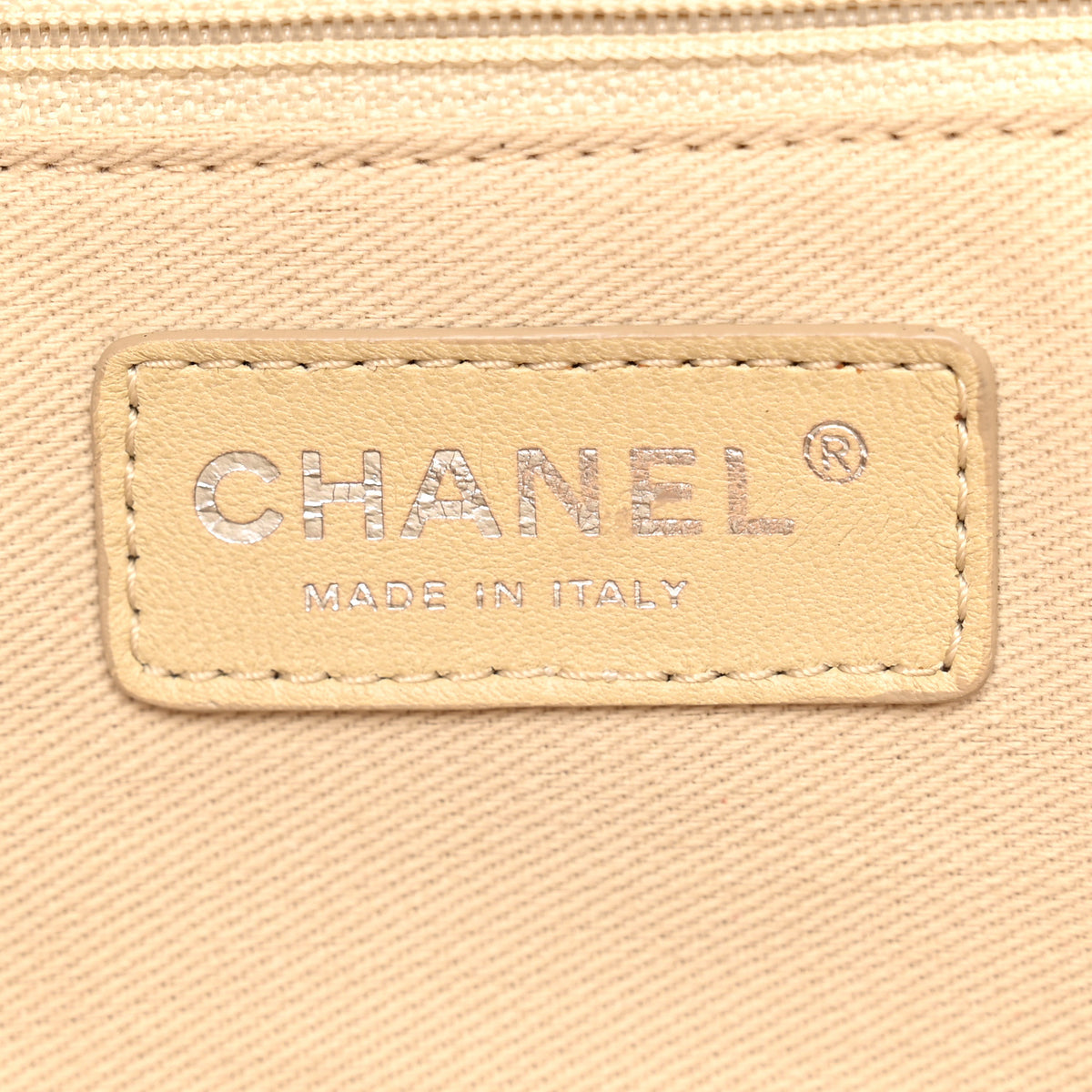 Caviar CC Tote Beige