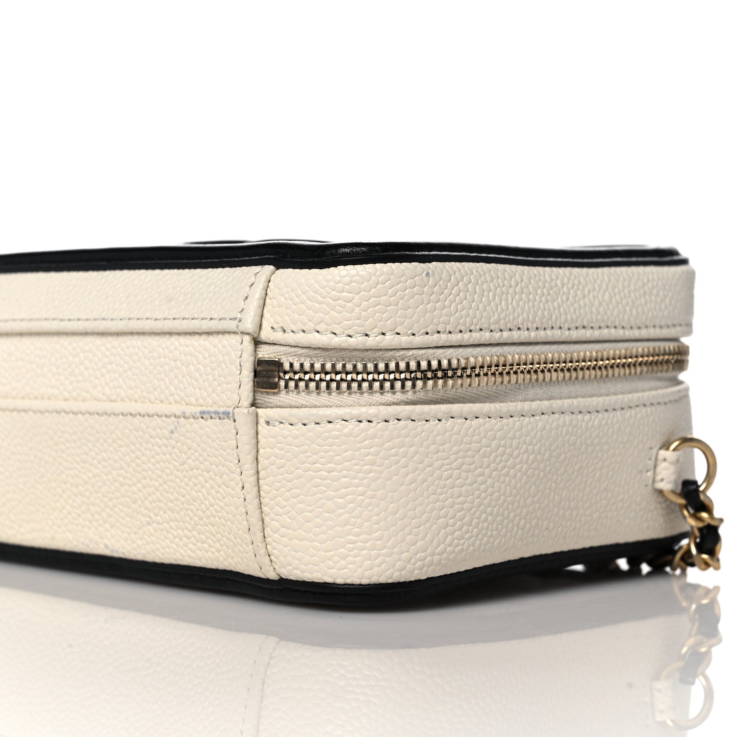 Caviar Quilted Small CC Filigree Vanity Case White Black