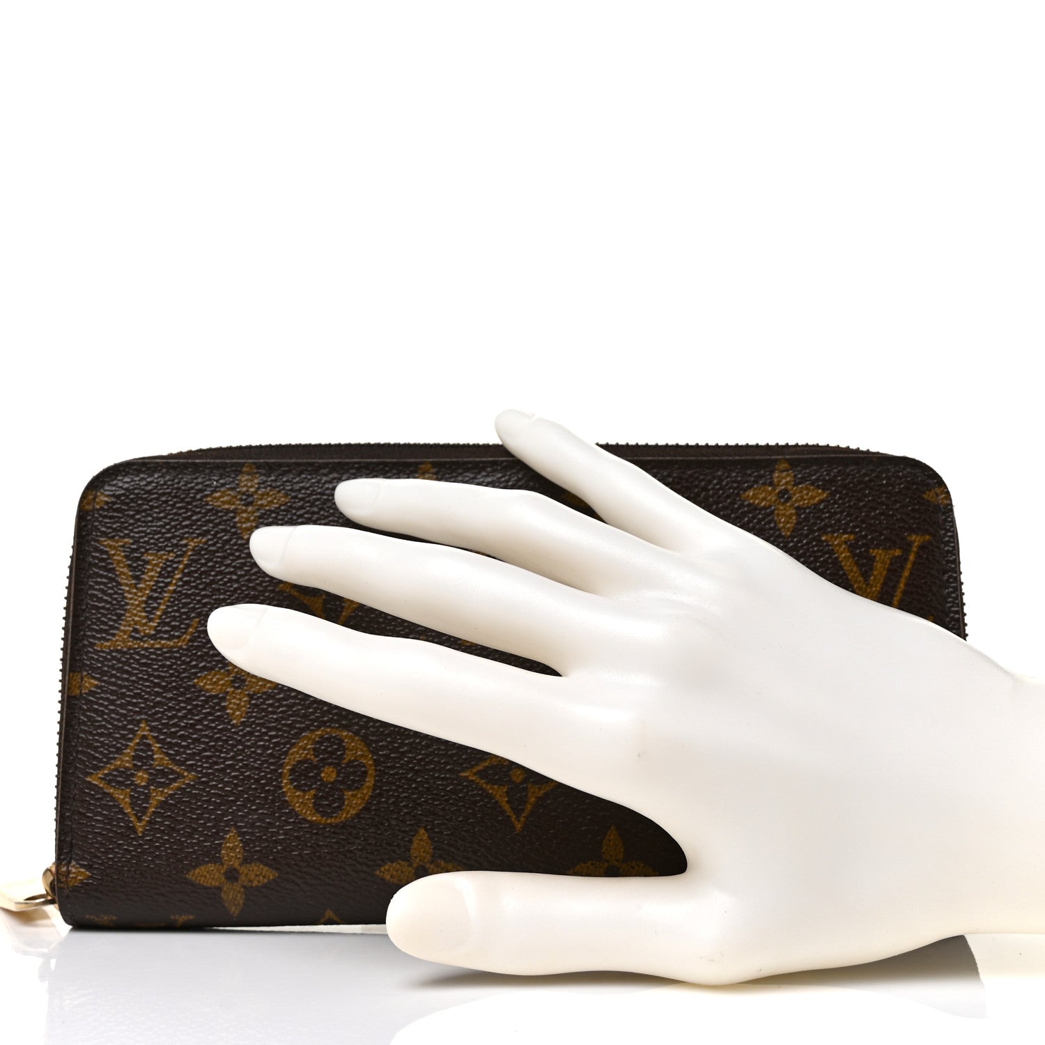Louis Vuitton Monogram Zippy Wallet 2 of 10