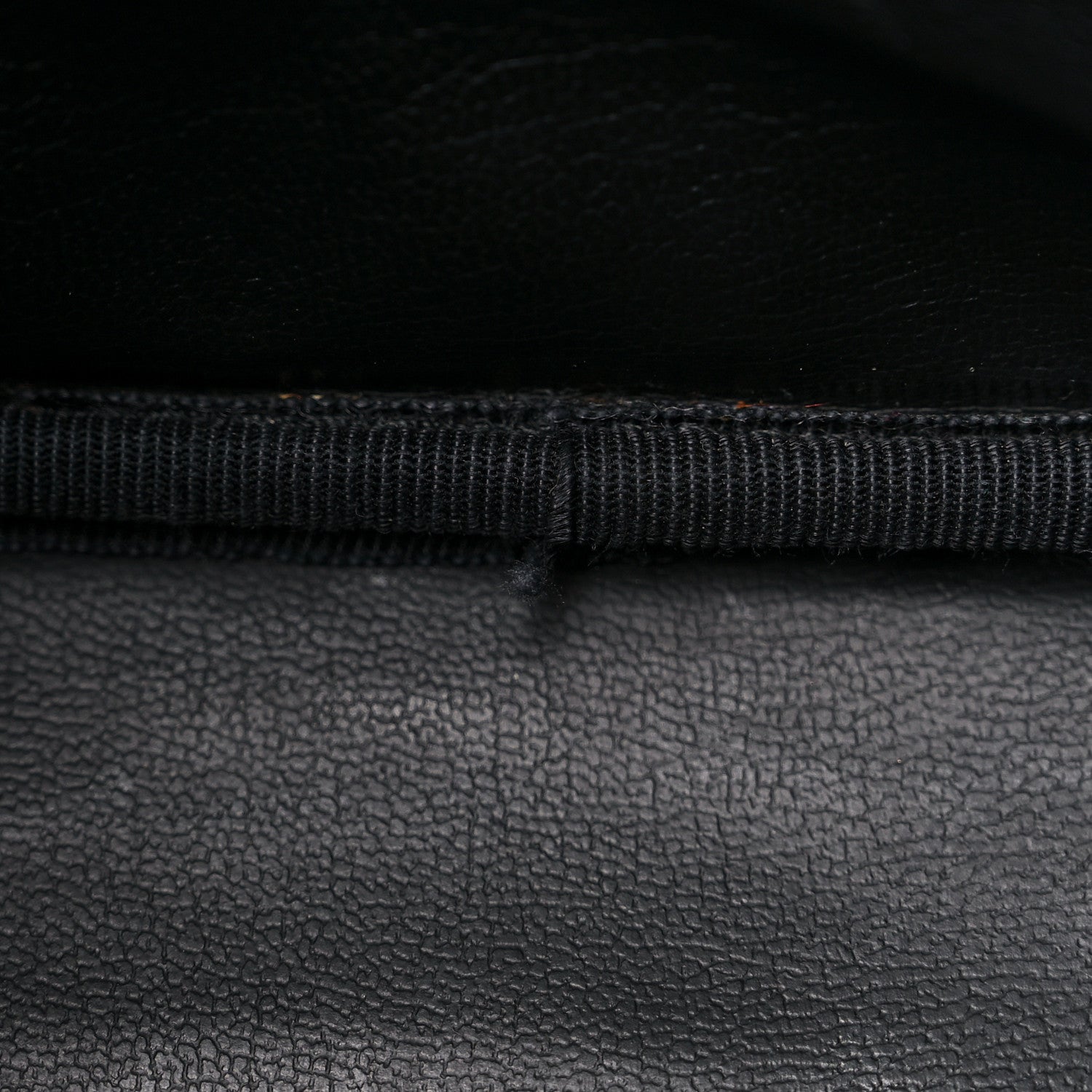 Chanel Caviar Vanity Cosmetic Case Black 10 of 12