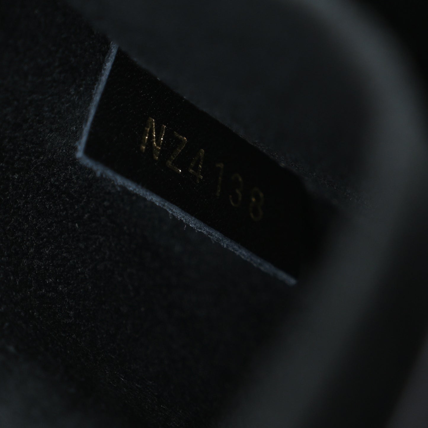 Calfskin Embroidered New Wave Chain MM Black