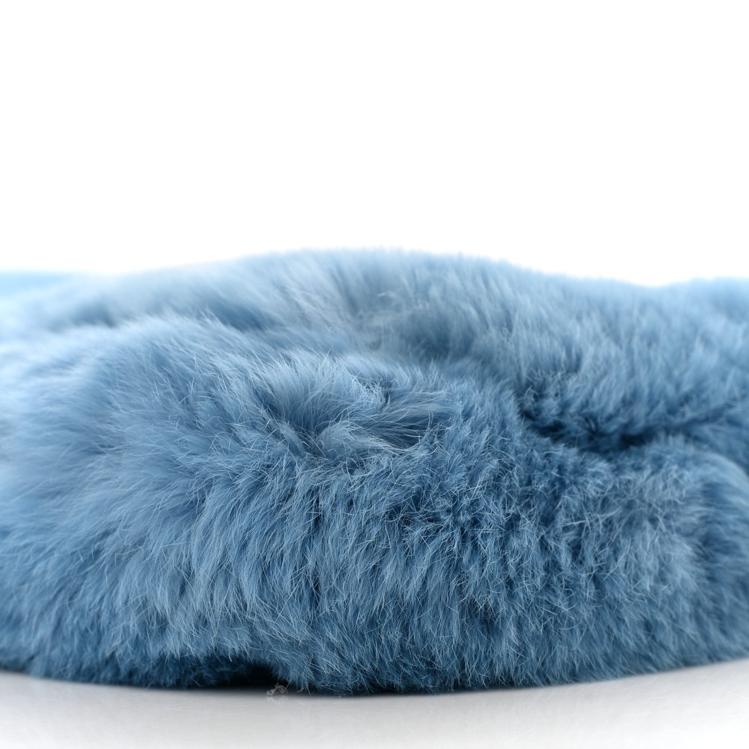 miumiuファークラッチ Miu Miu Rabbit Fur Crystal Flap Clutch Blue 1707709 – FASHIONPHILE