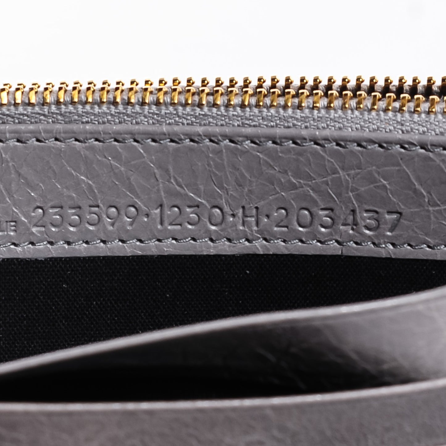 Agneau Giant 12 Gold Hardware Money Wallet Gris Pyrite