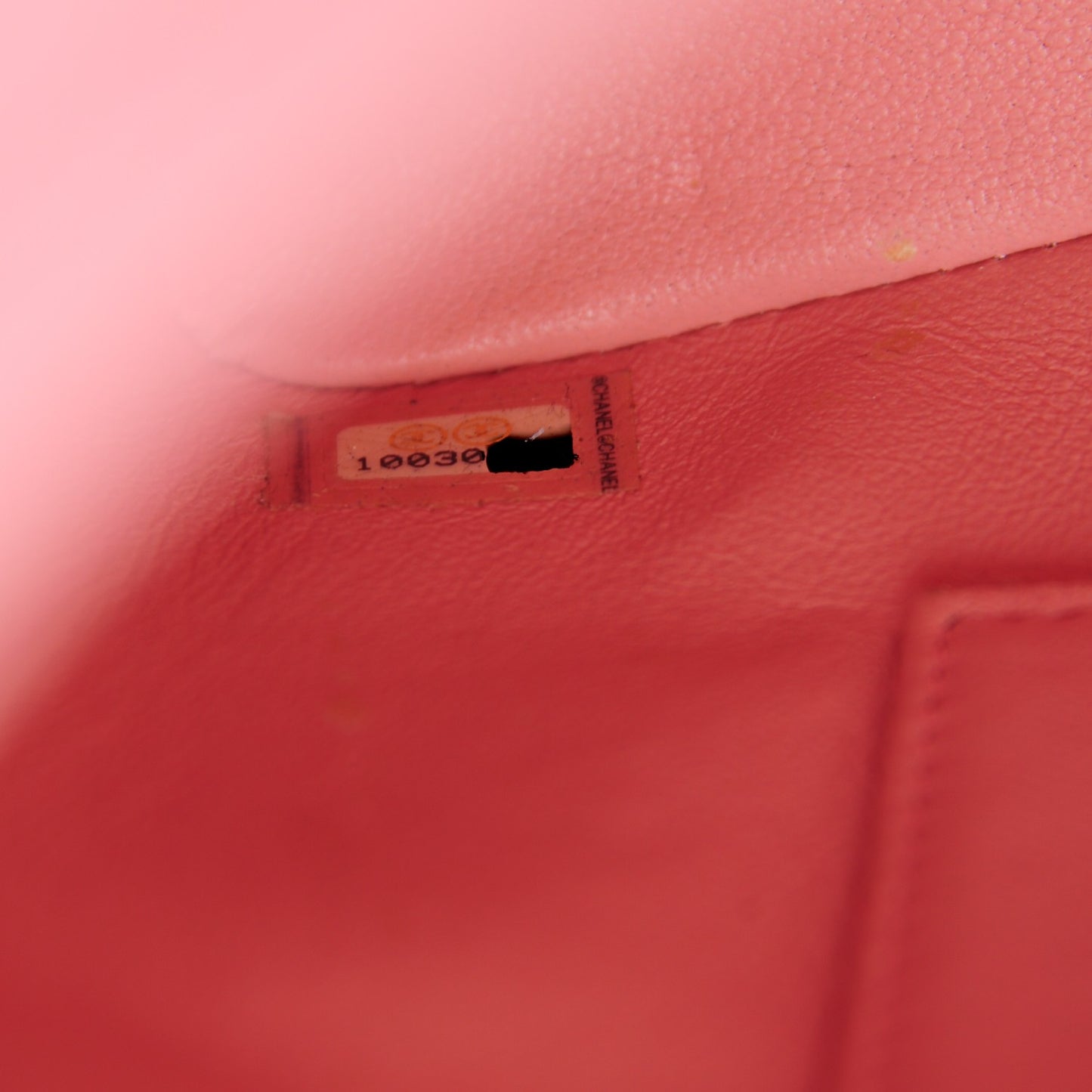 Caviar Quilted Medallion Tote Light Pink