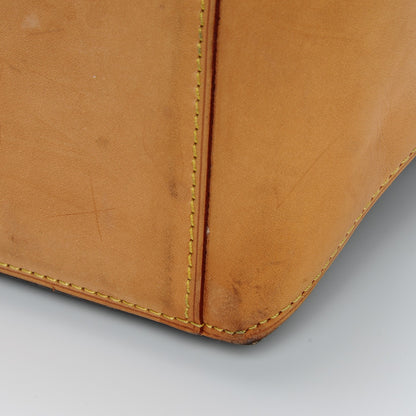 Louis Vuitton Monogram Cabas Mezzo 14 of 17
