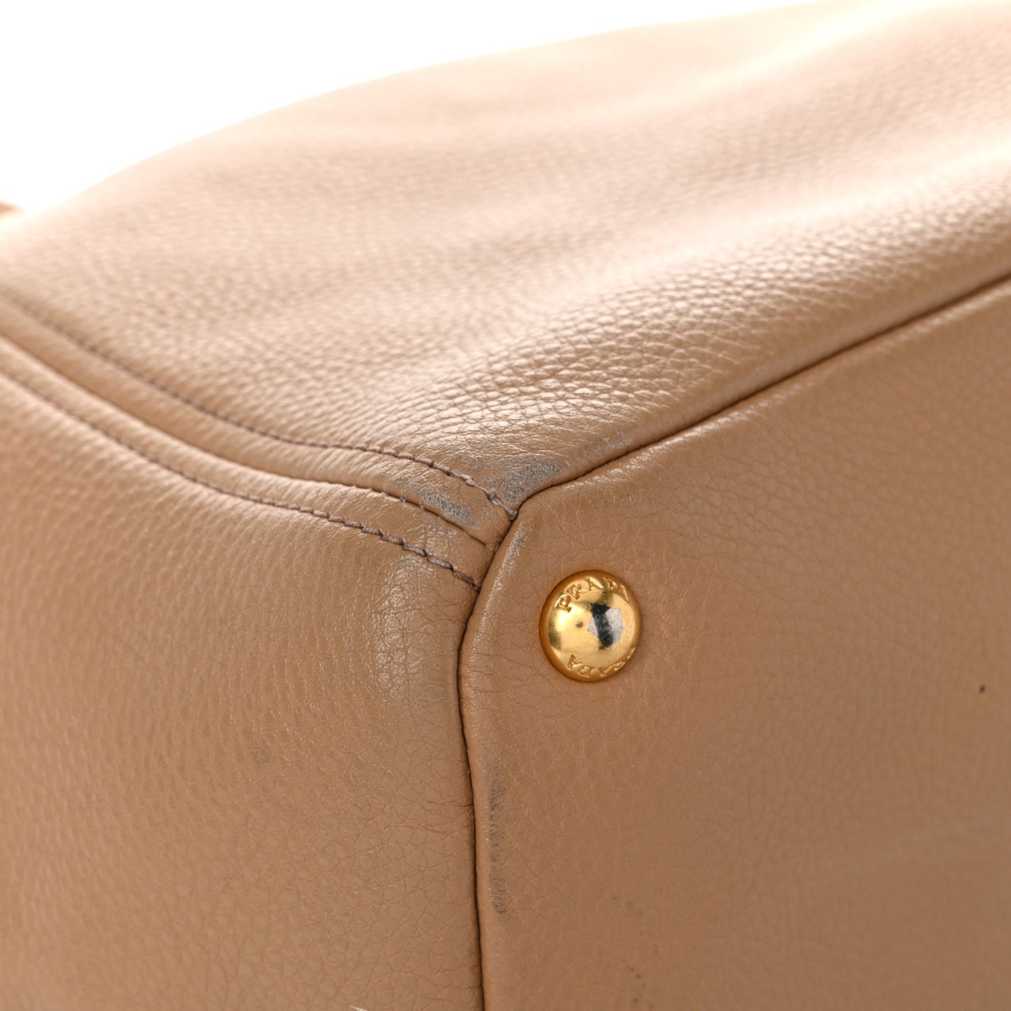 Vitello Daino Tote Caramel