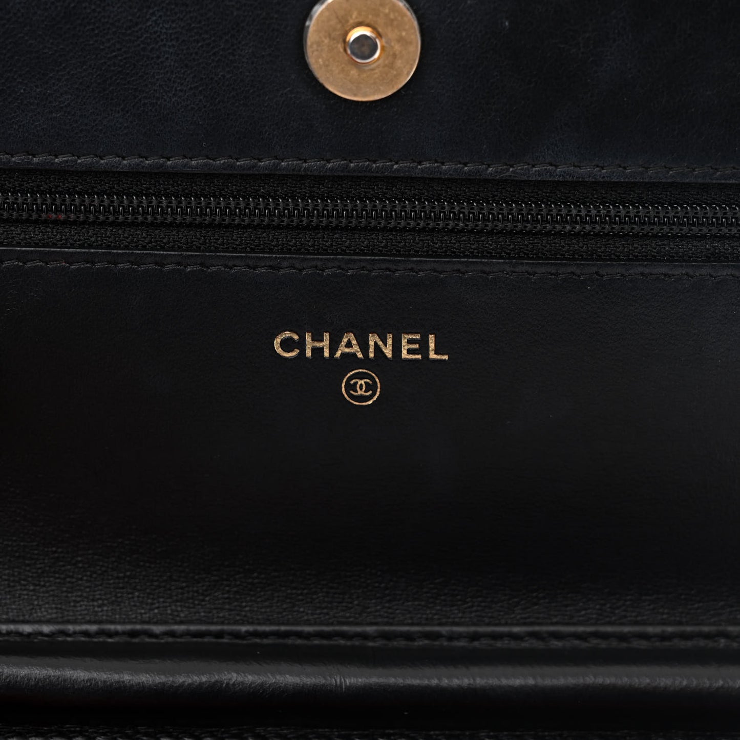 Lambskin Quilted Chain Around Wallet On Chain WOC Black