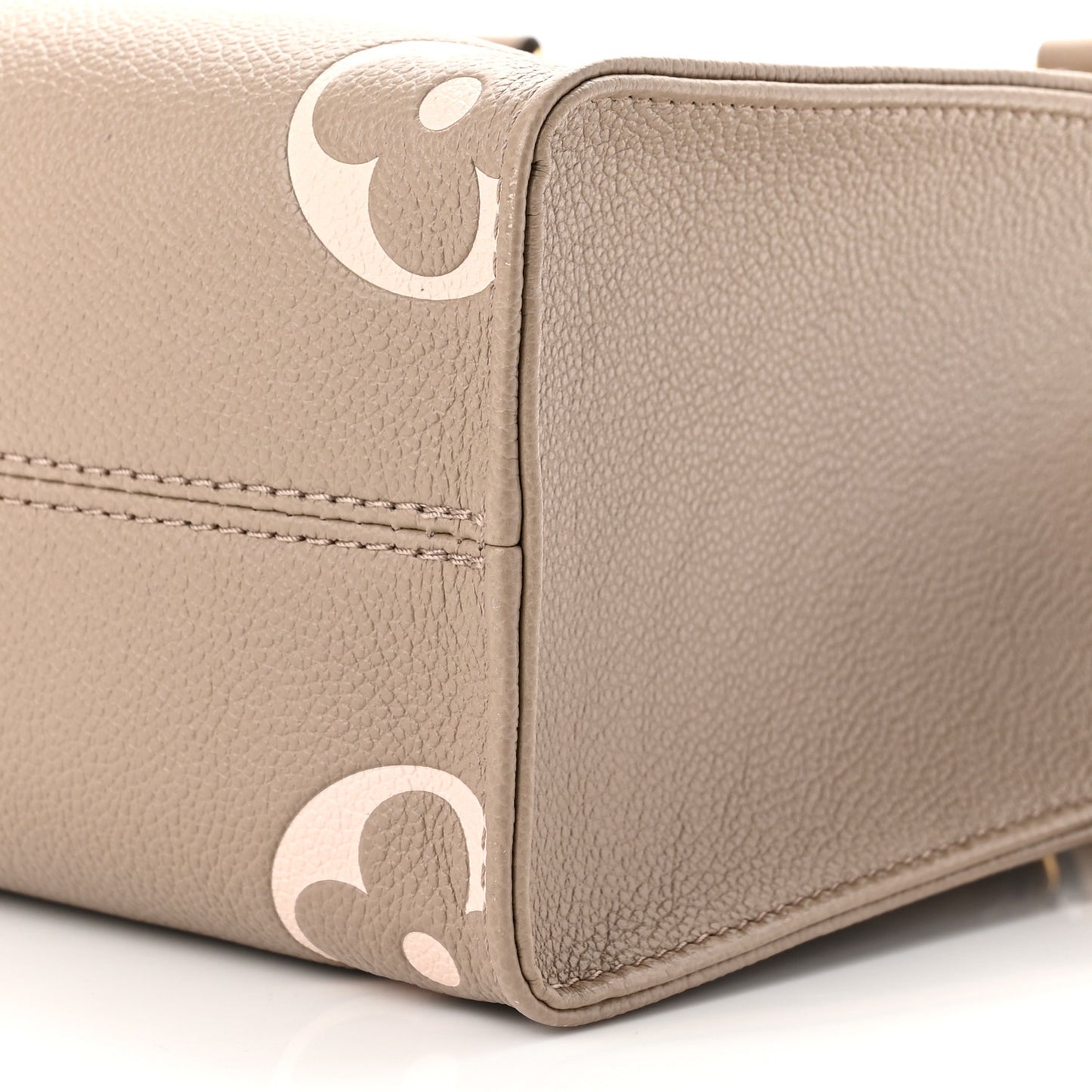 Empreinte Monogram Giant Onthego PM Tourterelle Creme