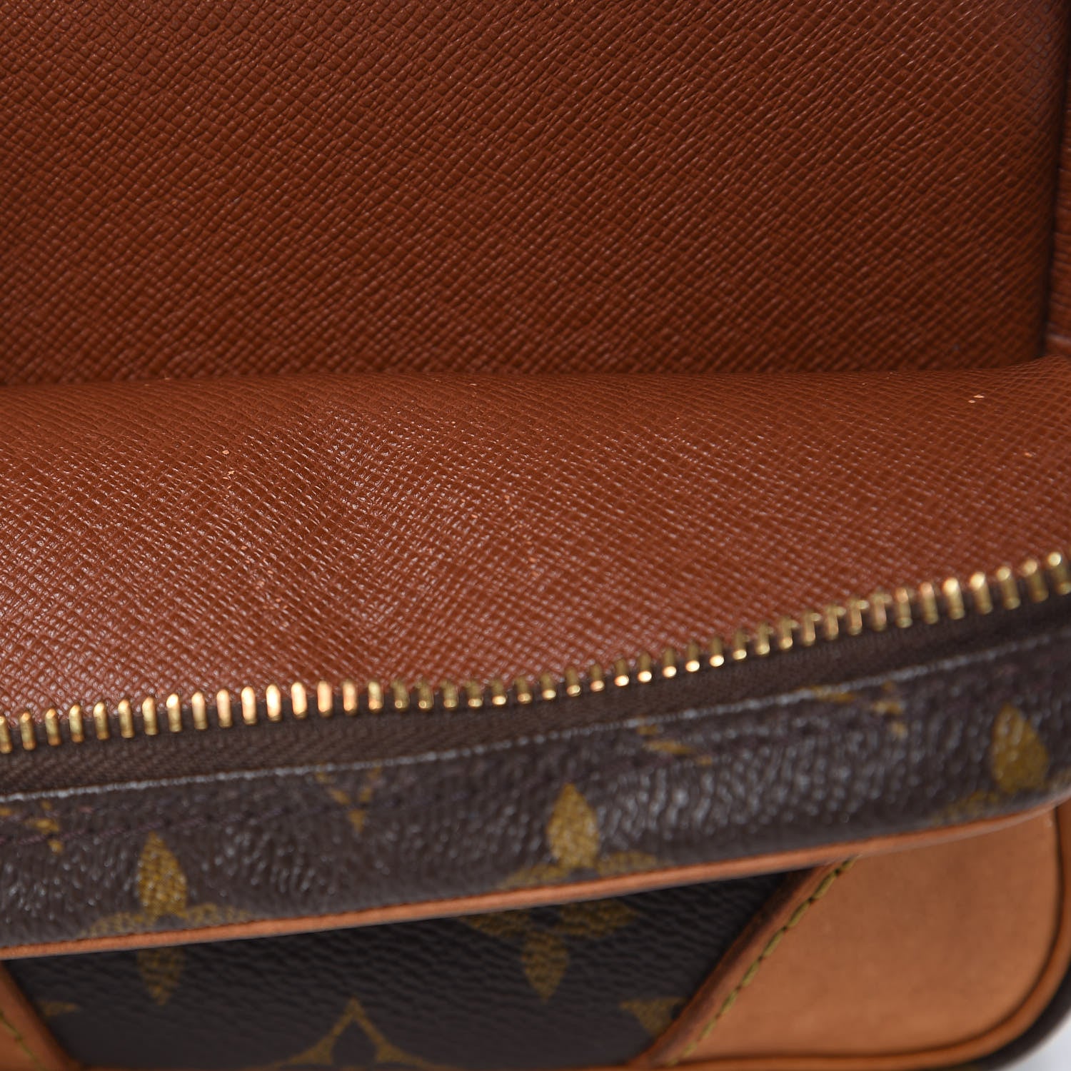 Louis Vuitton Monogram Amazone 21 of 21