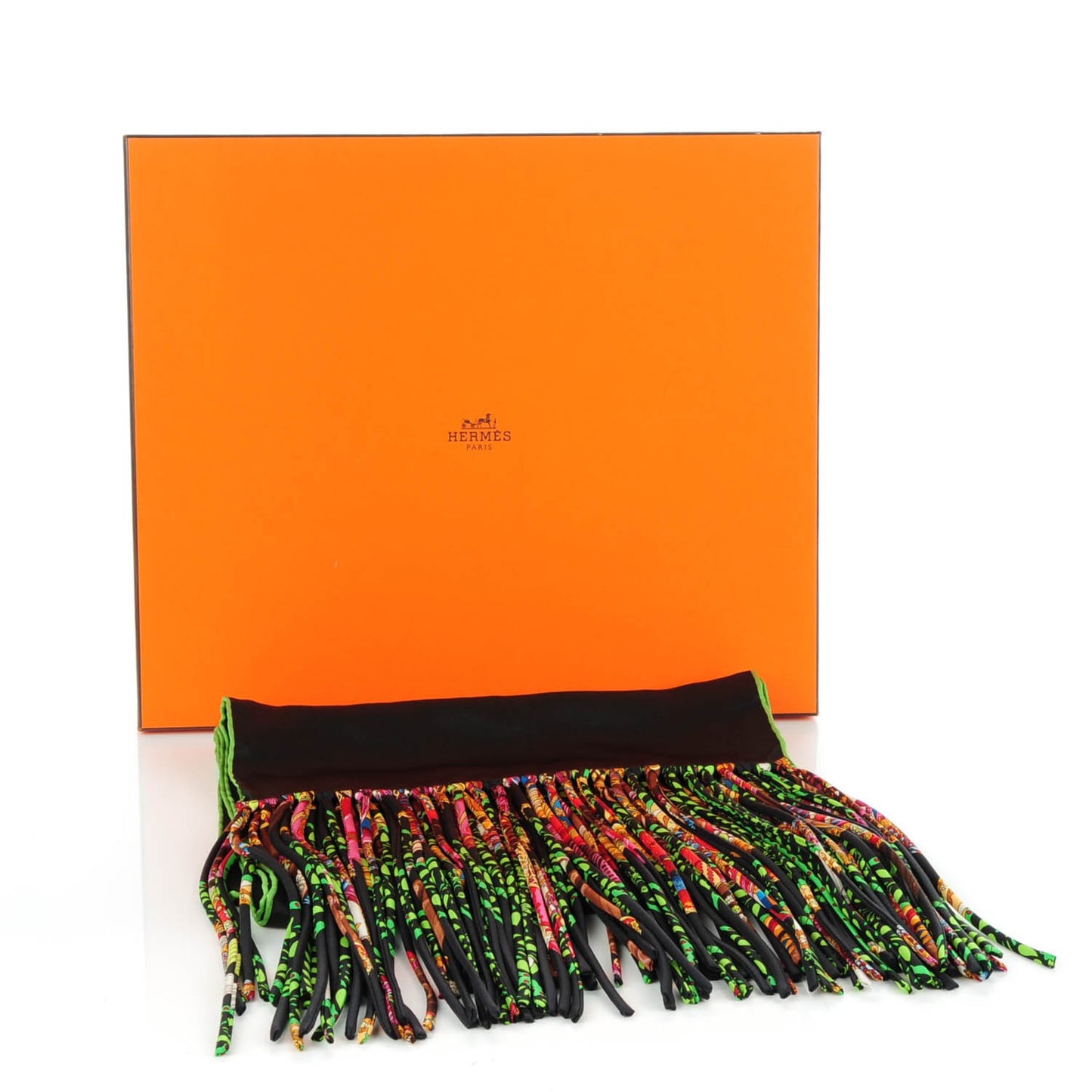 Silk La Danse du Cheval Marwari Fringe Stole Noir Brule Vert