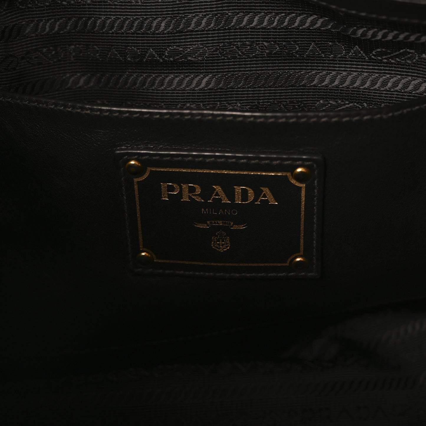 Soft Calf Side Zip Tote Black