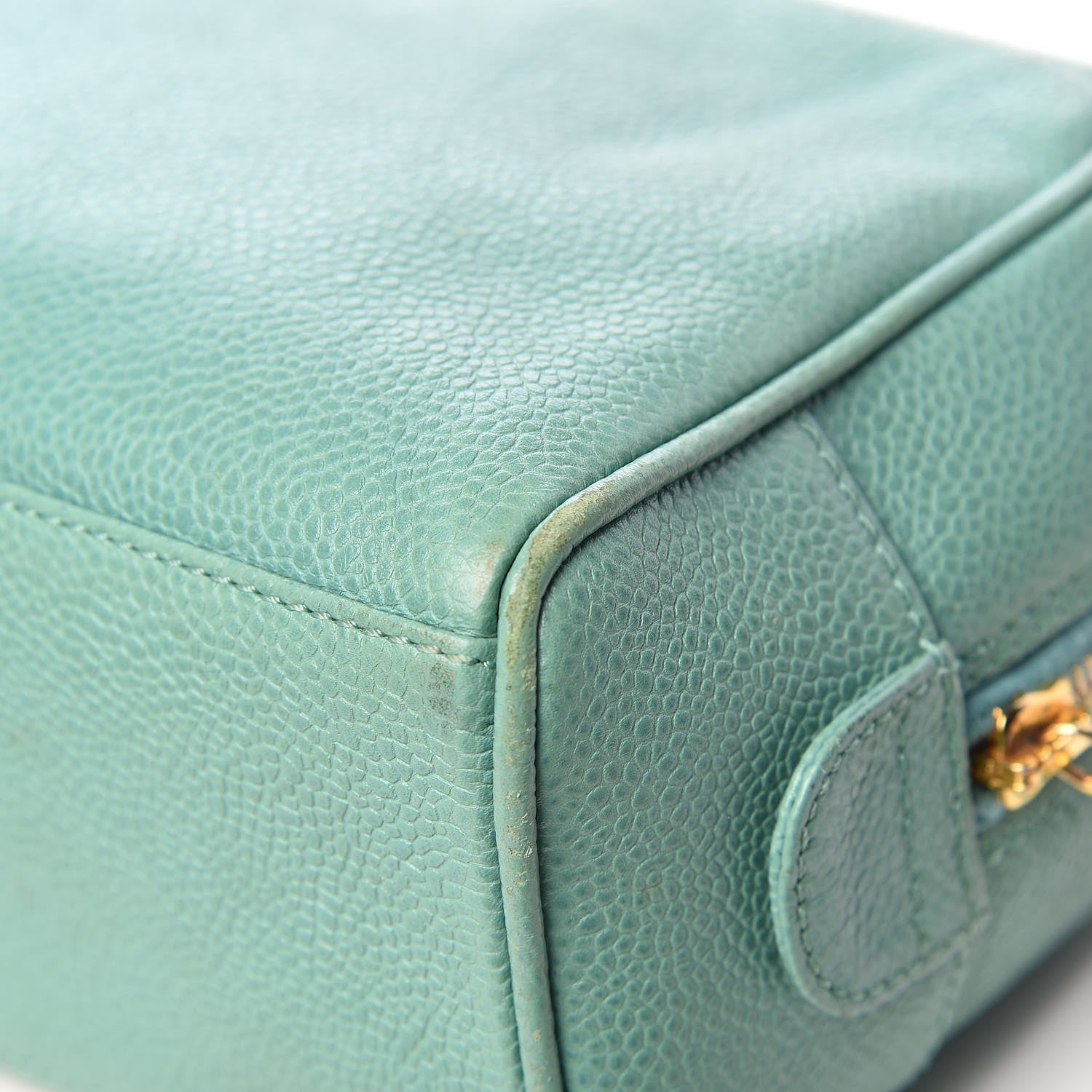 Chanel Caviar CC Large Cosmetic Case Green 14 of 16