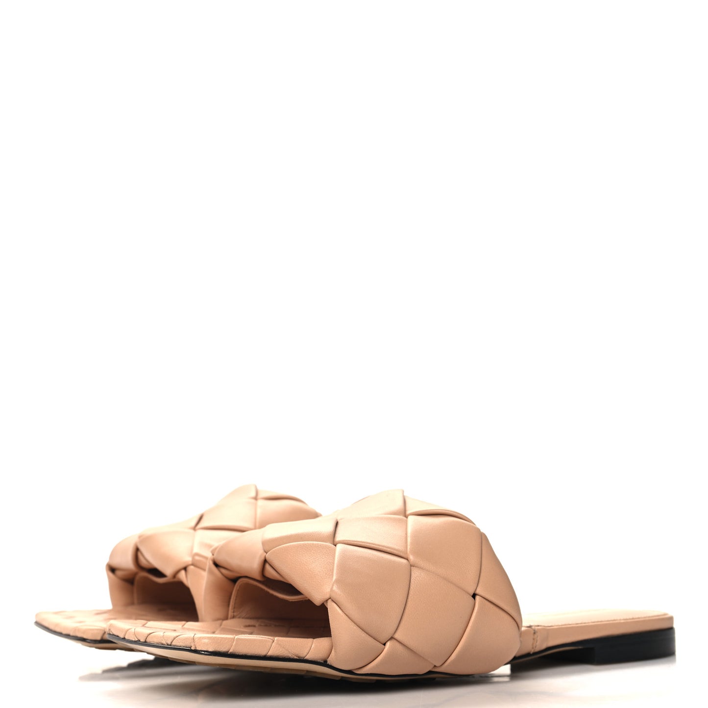 Nappa Maxi Intrecciato Lido Flat Sandals 39 Tan