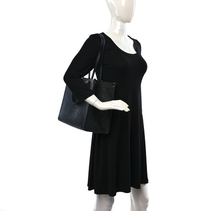 Louis Vuitton Empreinte Monogram Giant Onthego MM Black 2 of 8