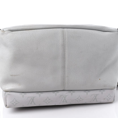 Louis Vuitton Taiga Monogram Discovery Backpack PM White 12 of 15