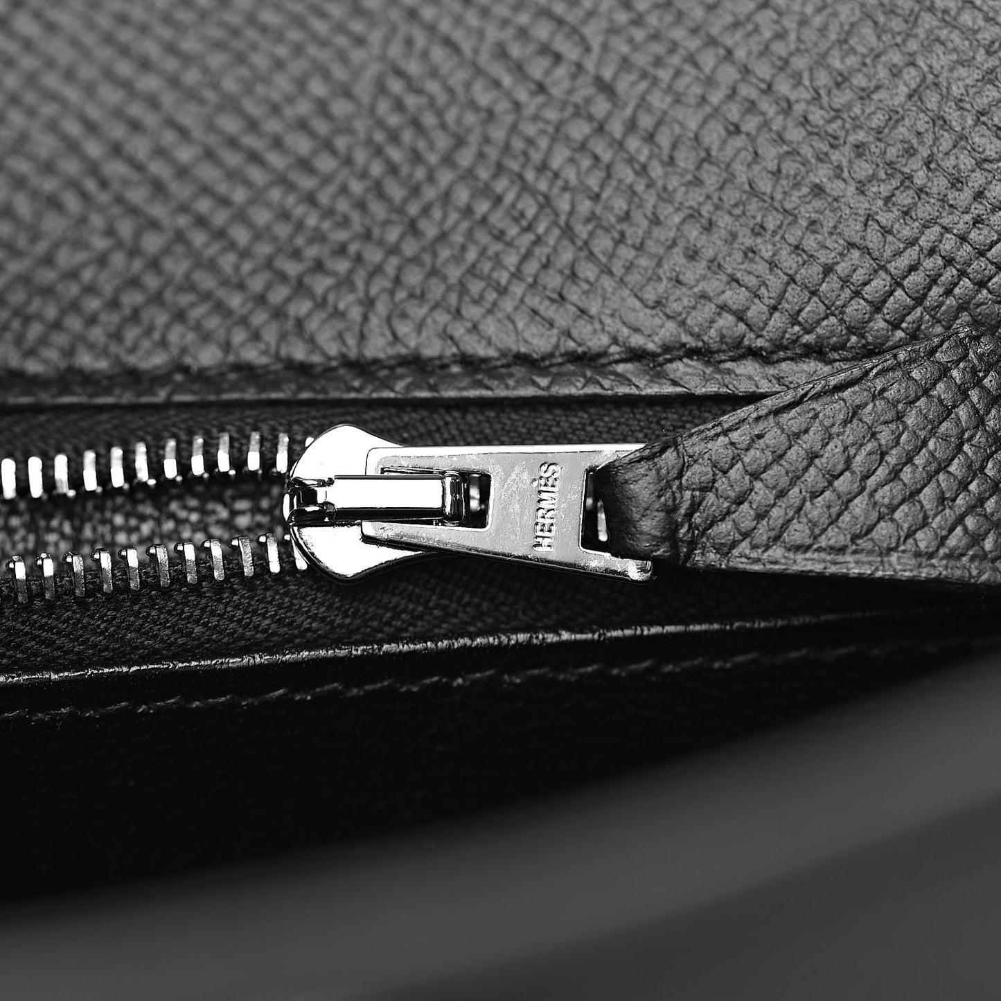 Epsom Kelly Sellier 25 Black