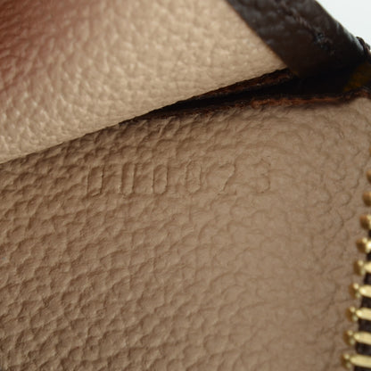 Louis Vuitton Monogram Toiletry Pouch 15 6 of 7