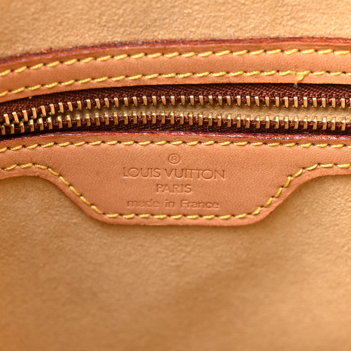 Louis Vuitton Monogram Looping GM 6 of 11