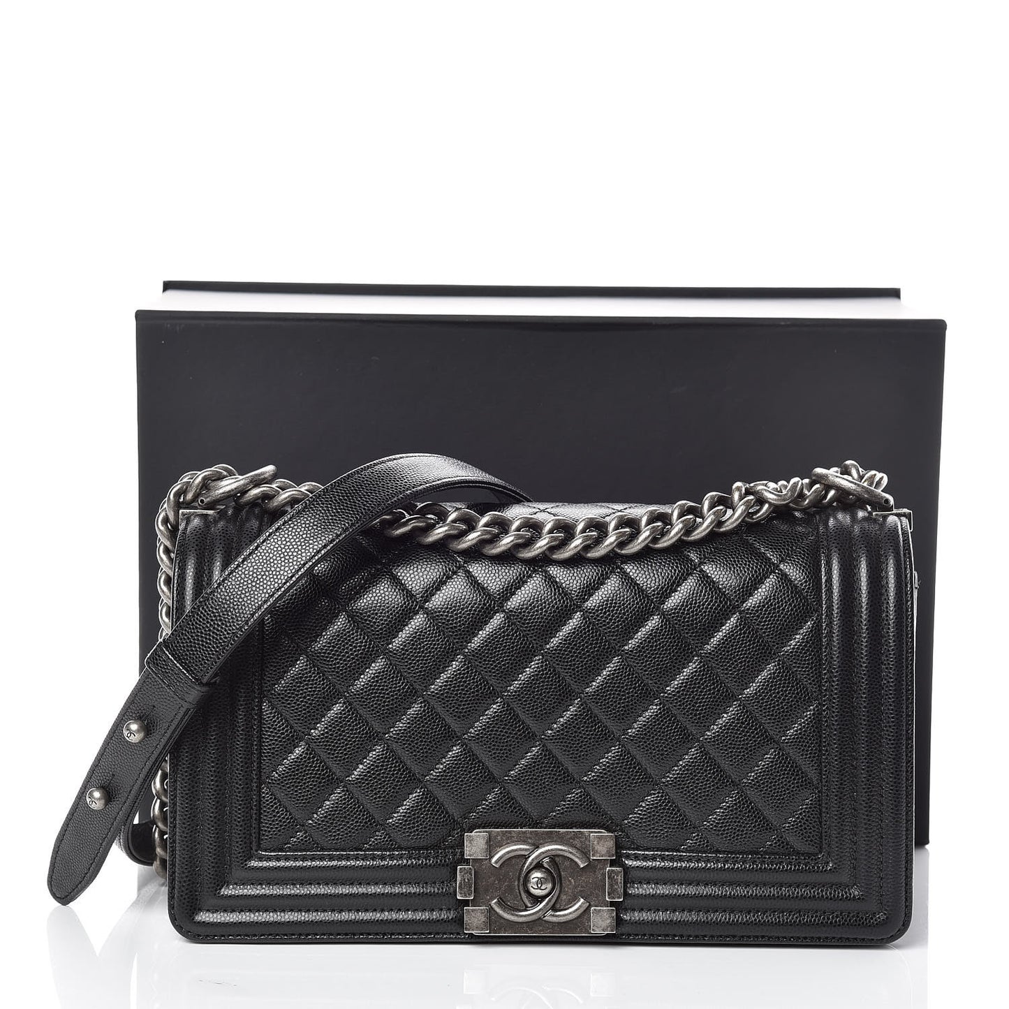 Caviar Quilted Medium Boy Flap Black
