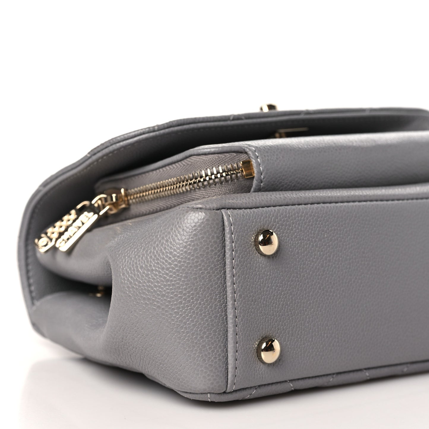 Caviar Quilted Small Business Affinity Flap Grey