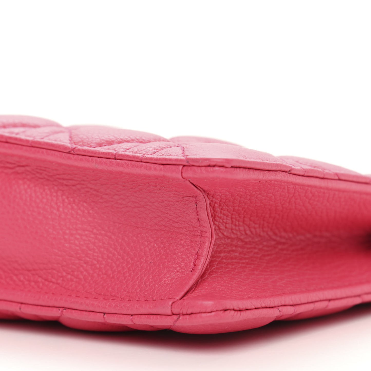 Calfskin Cannage Caro Zipped Pouch With Chain Warm Fuchsia