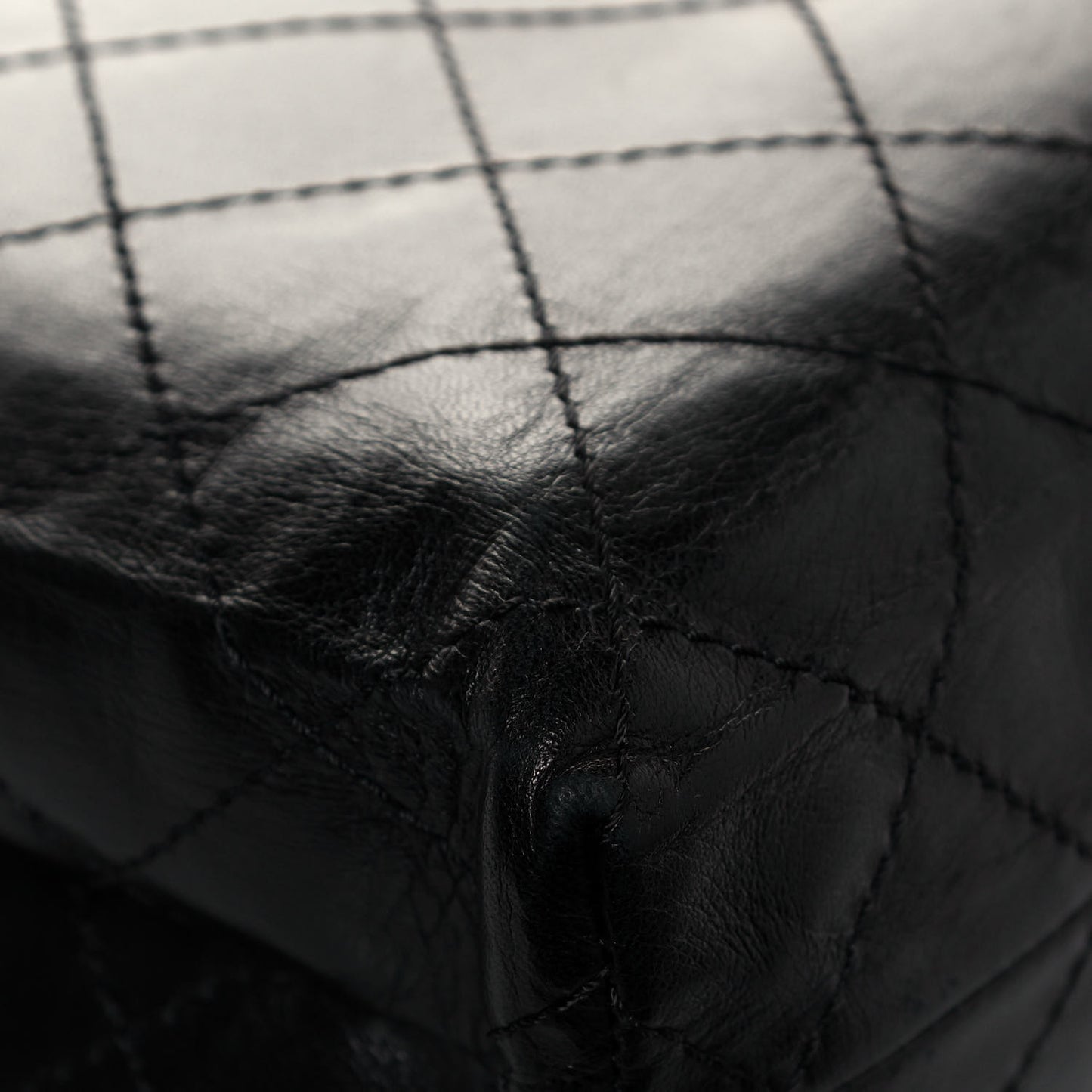 Lambskin Quilted Vertical Tote Black White