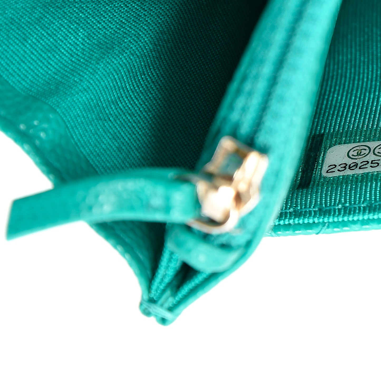 Caviar Quilted Wallet On Chain WOC Turquoise