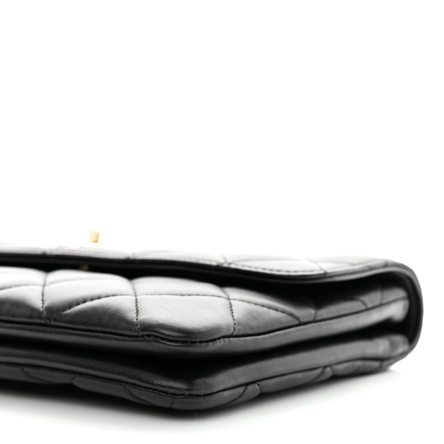 Lambskin Quilted Medium Trendy CC Flap Black