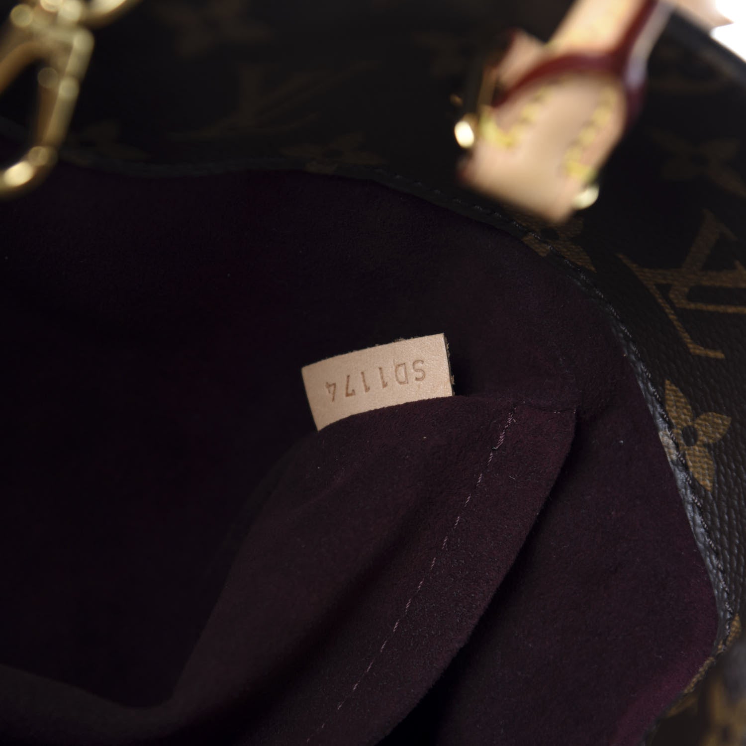Louis Vuitton Monogram Montaigne GM 11 of 12