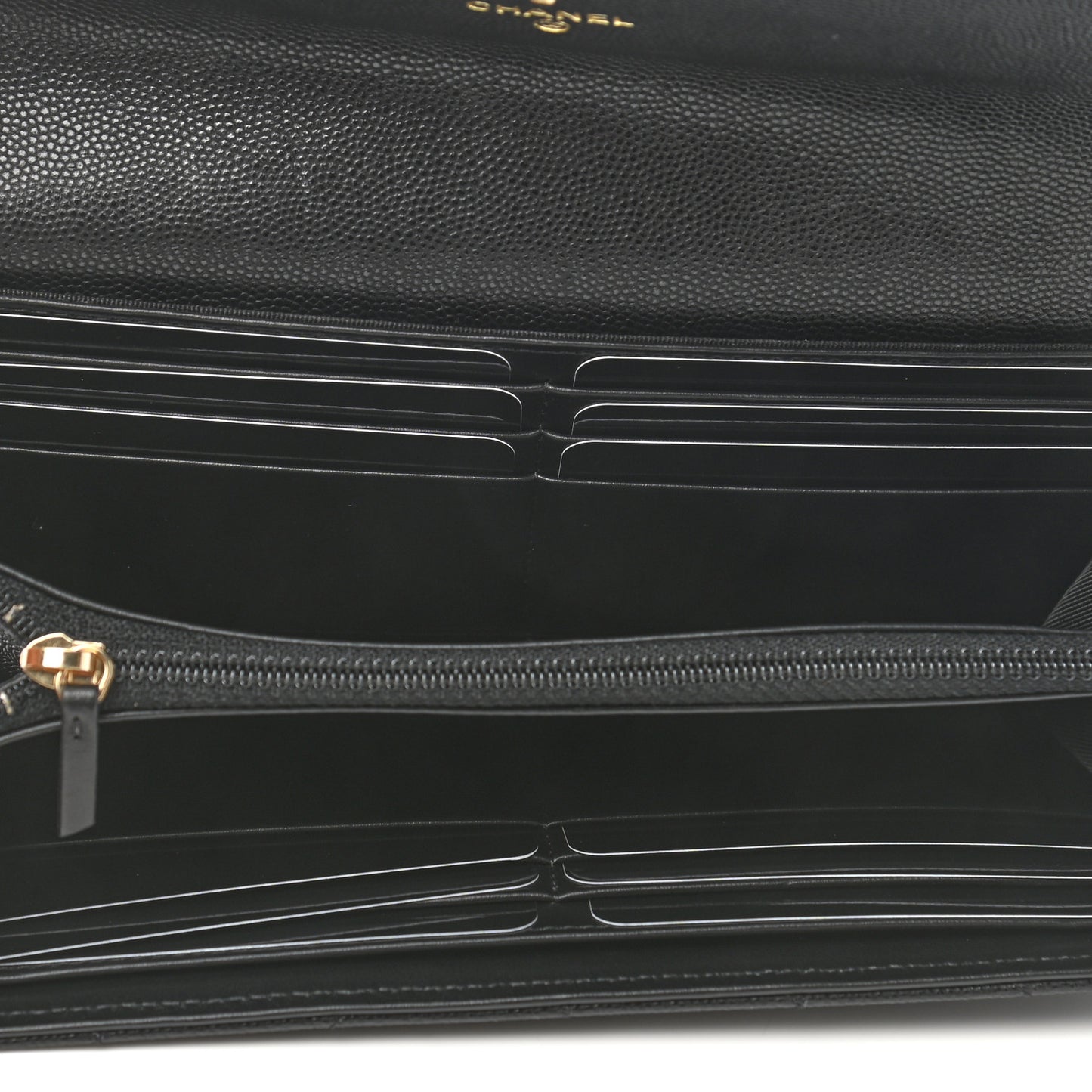 Caviar Quilted Large Boy Gusset Flap Wallet Black