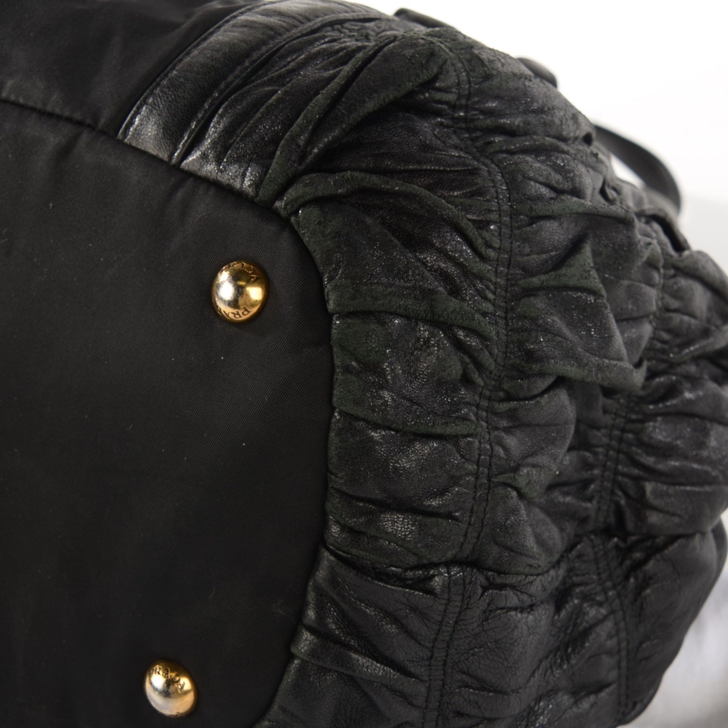 Tessuto Nylon Nappa Gaufre Shoulder Bag Nero Black