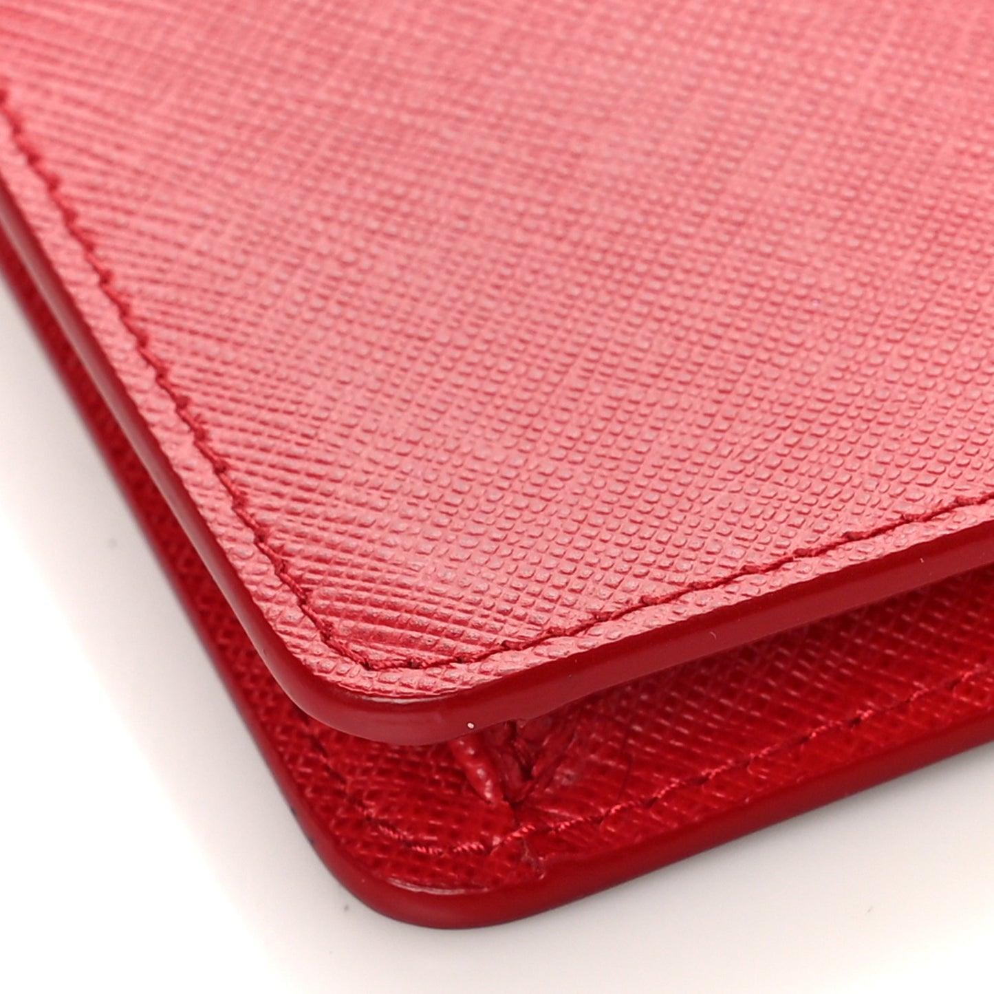 Saffiano Metal Mini Chain Wallet Fuoco