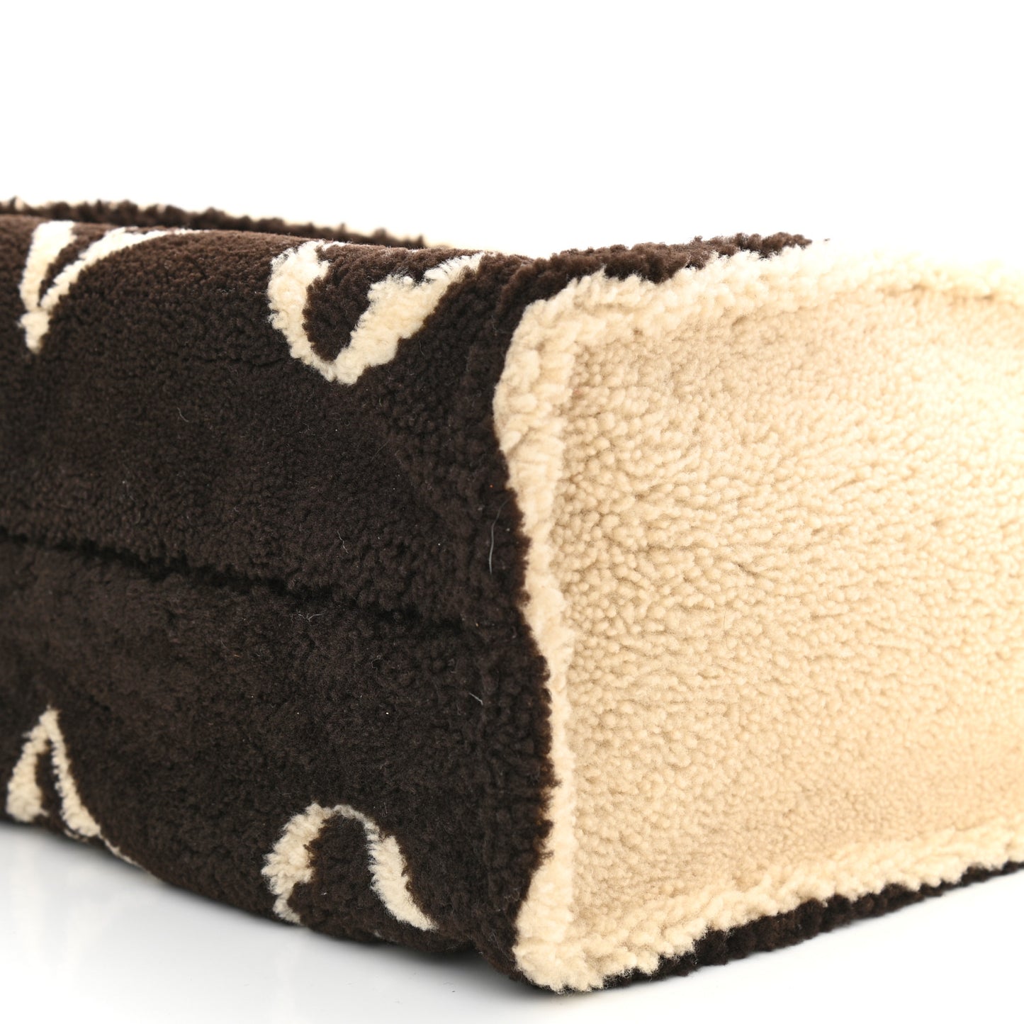 Shearling Monogram Giant Teddy Onthego GM Black White