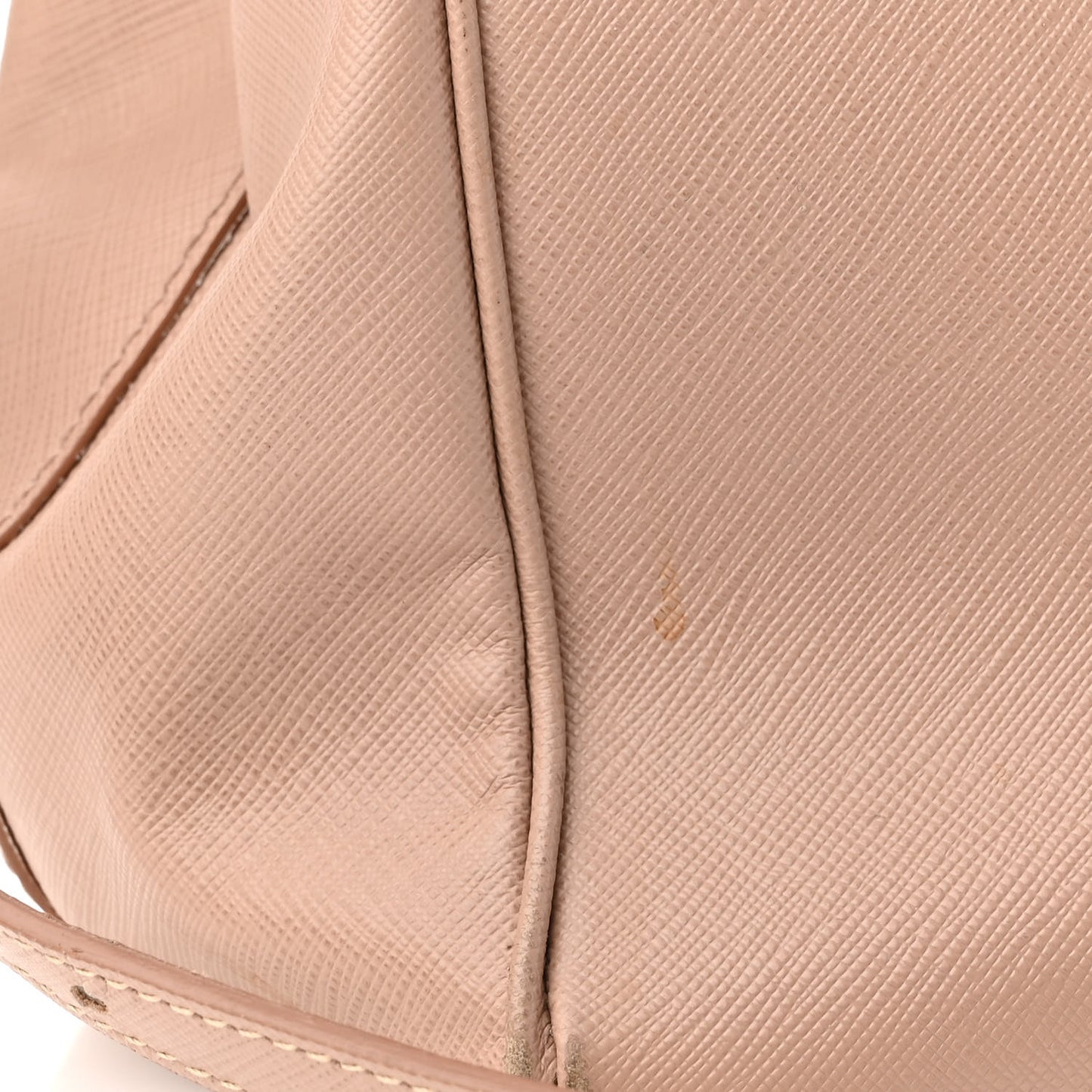 Saffiano Medium Galleria Double Zip Tote Cammeo