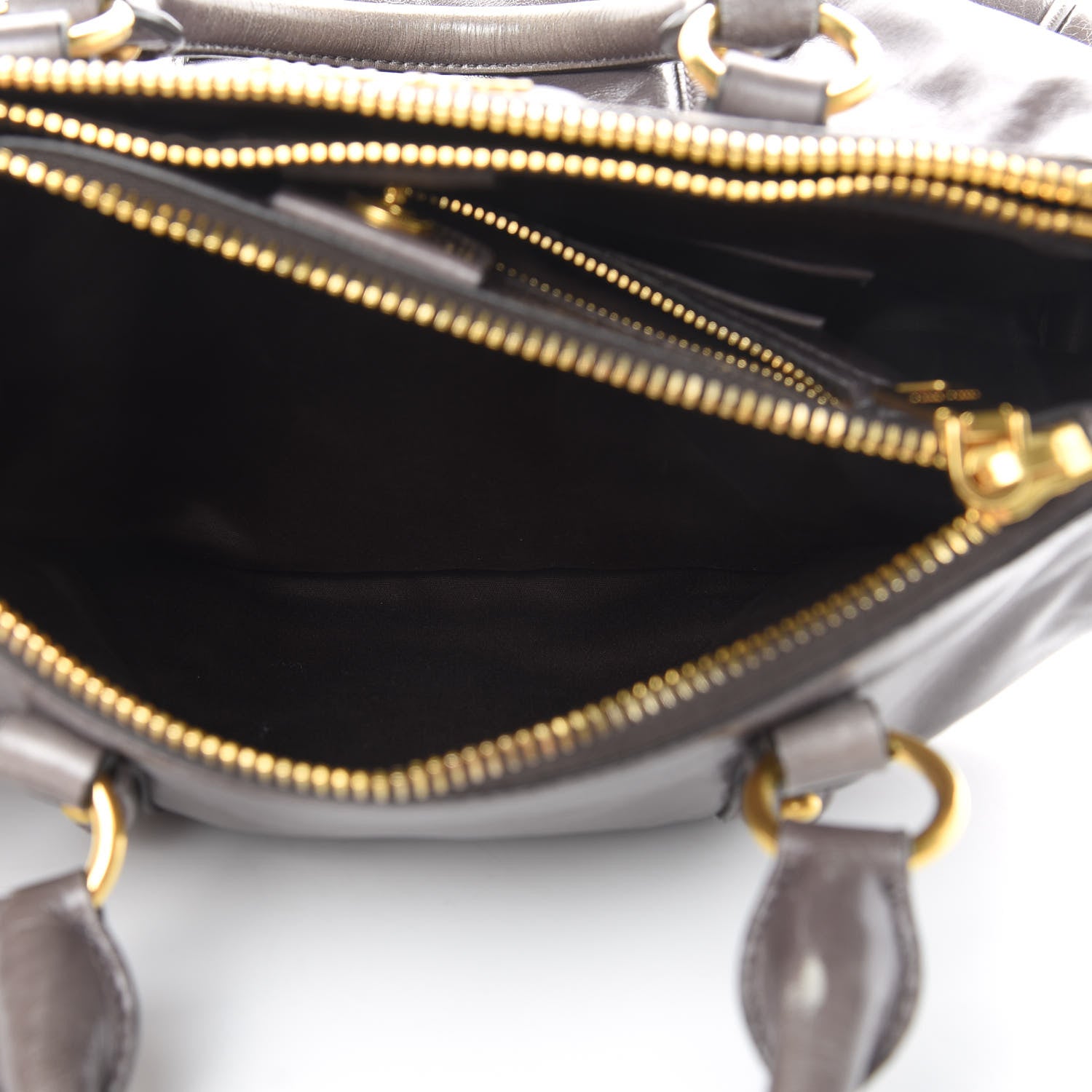 Miu Miu Vitello Shine Double Zip Tote Fumo 7 of 16