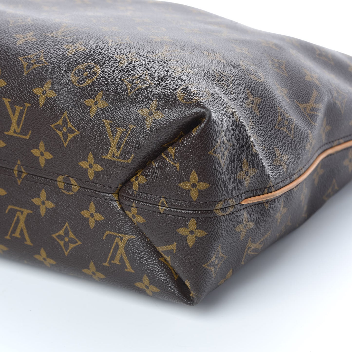 Monogram Sully MM