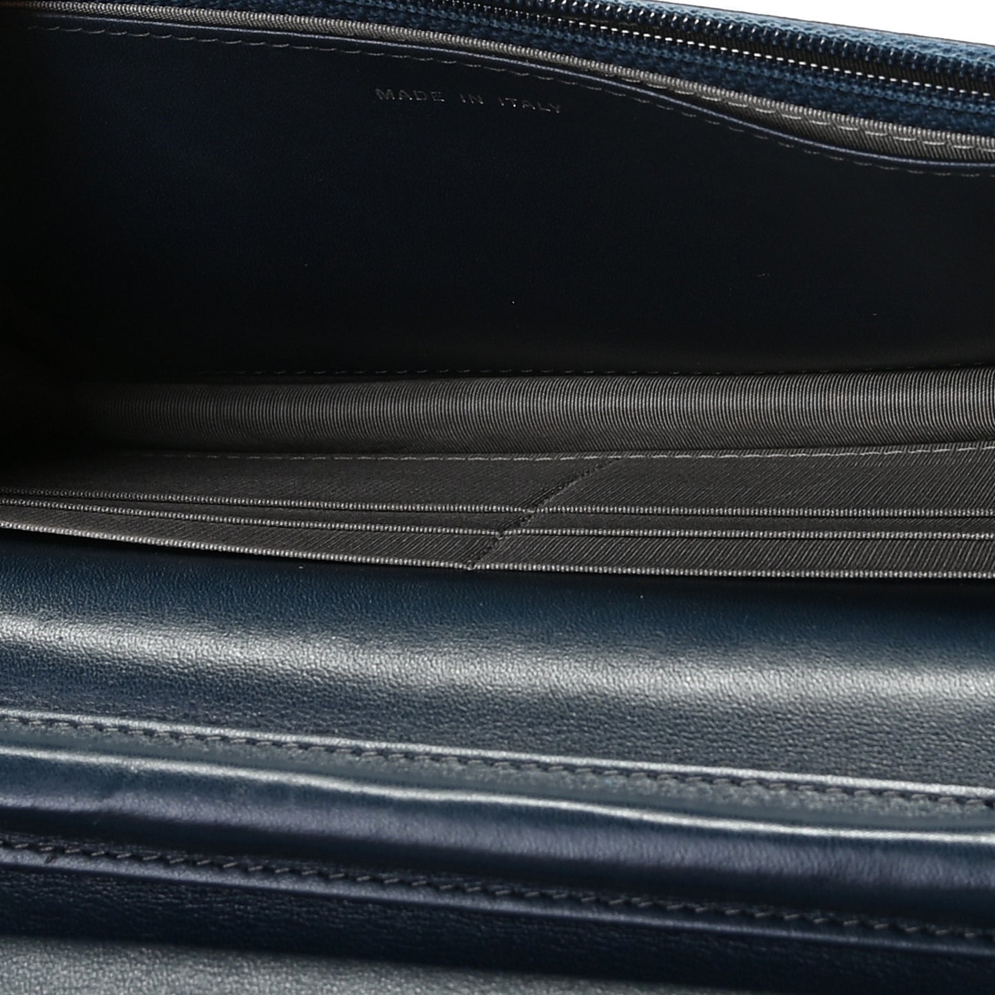 Patent Quilted Brilliant Wallet On Chain WOC Dark Blue