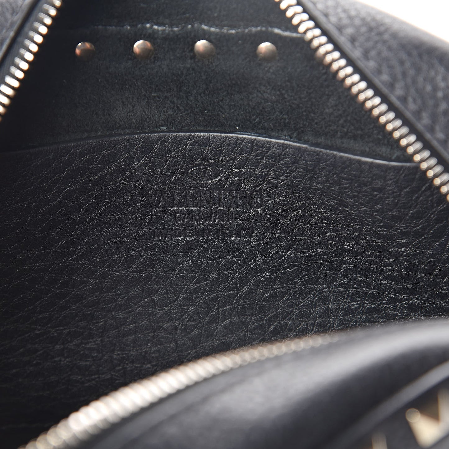 Pebbled Calfskin Rockstud Camera Crossbody Bag Black