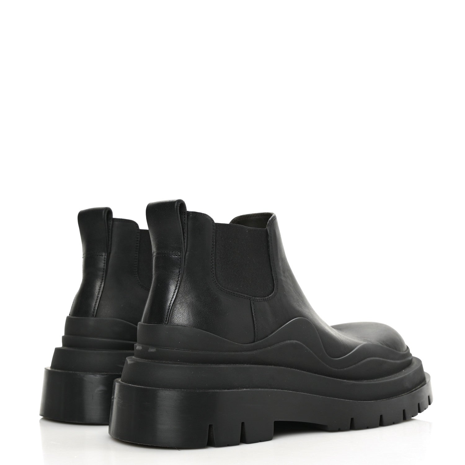 Bottega Veneta Calfskin The Tire Cropped Chelsea Short Boots 35.5 Black 4 of 7