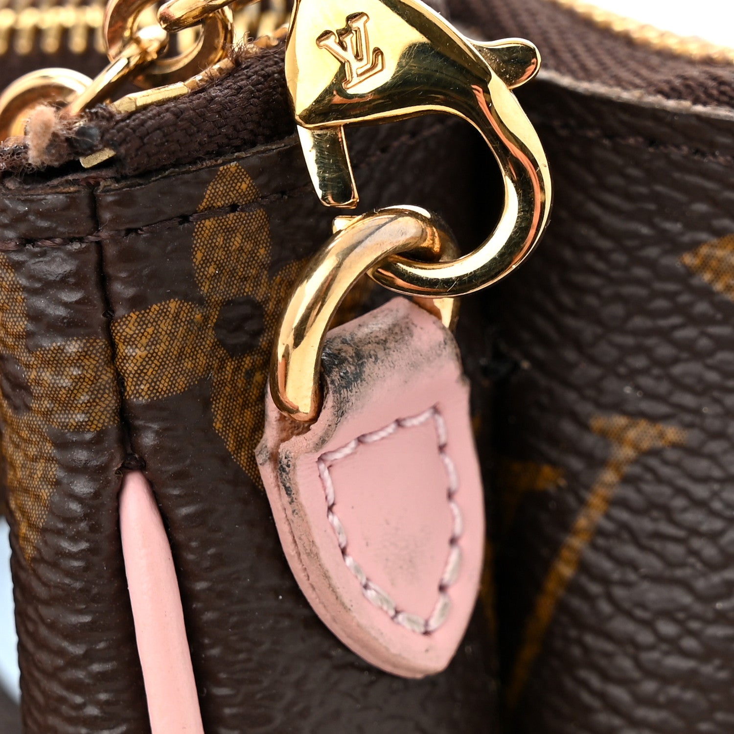 Louis Vuitton Monogram 2020 Christmas Animation Big Wheel Double Zip Pochette Rose Ballerine 12 of 12